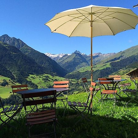 Hotel Alpina Lumbrein Eksteriør bilde